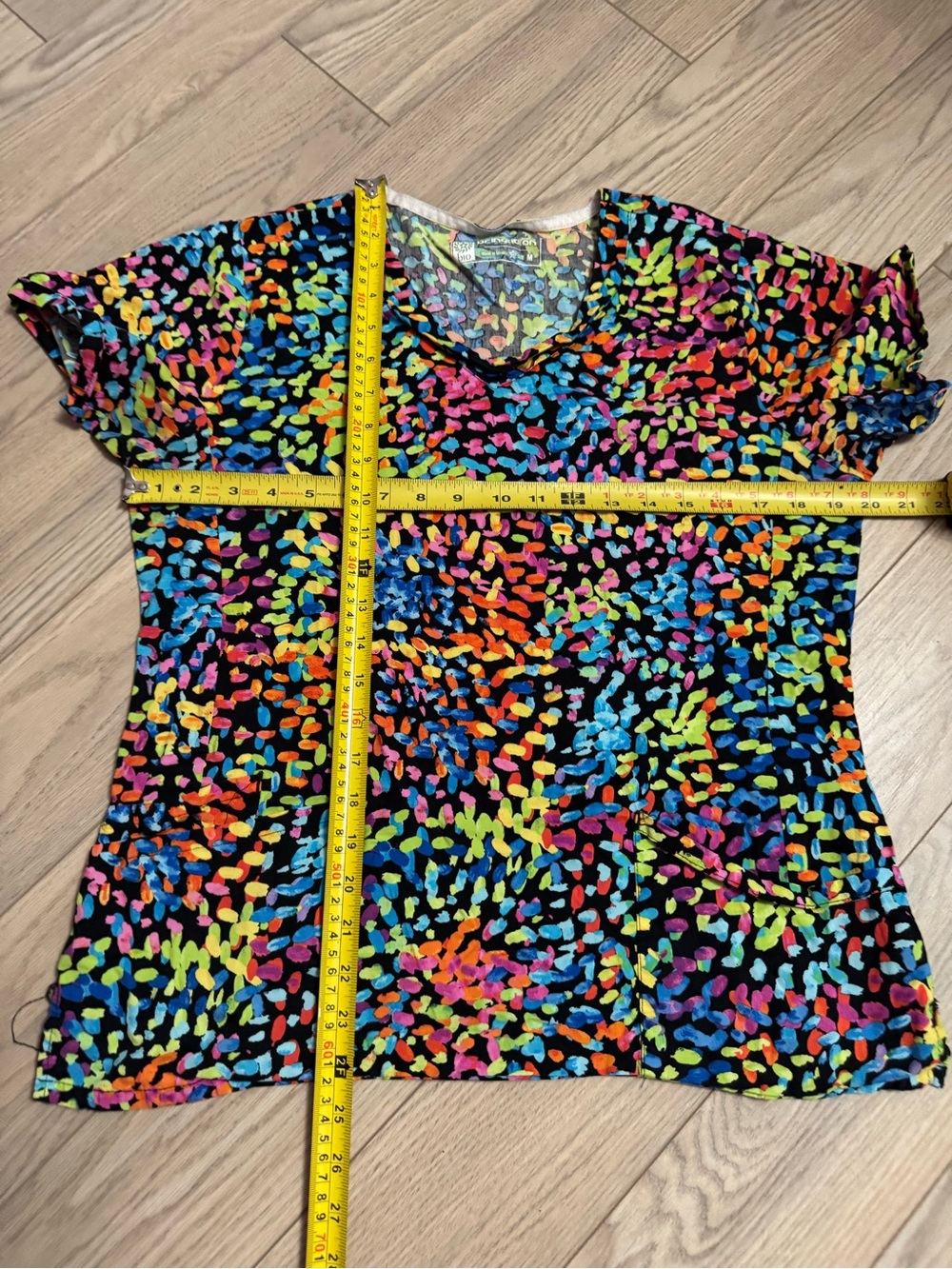 Colorful Confetti Print V-Neck Women’s scrub Top